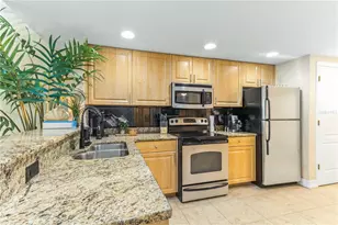 11605 Gulf Blvd, Saint Petersburg, FL 33706 - Photo 29