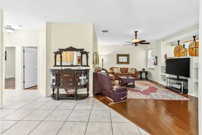 28 Camelot Ridge Drive, Brandon, FL 33511 - Photo 27