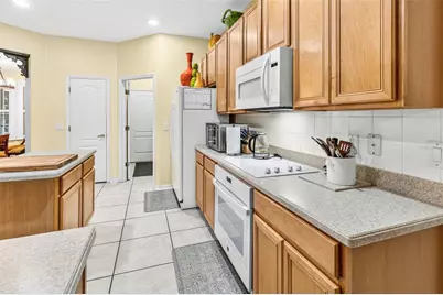 28 Camelot Ridge Drive, Brandon, FL 33511 - Photo 23