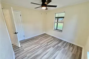 3530 51st Ave N, Saint Petersburg, FL 33714 - Photo 13