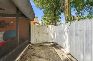 6819 32nd Ave S, Tampa, FL 33619 - Photo 27