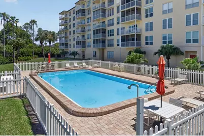 9000 Commodore Drive #305, Seminole, FL 33776 - Photo 33