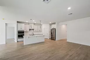 157 Sun Chaser Dr, Nokomis, FL 34275 - Photo 5