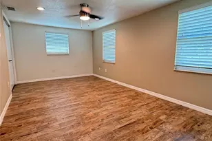 11305 Oak Dr, Riverview, FL 33578 - Photo 15