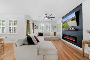 12204 Blue Pacific Dr, Riverview, FL 33579 - Photo 5