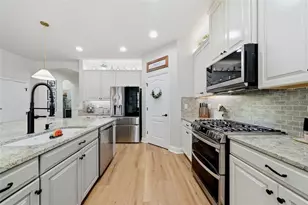 12204 Blue Pacific Dr, Riverview, FL 33579 - Photo 13