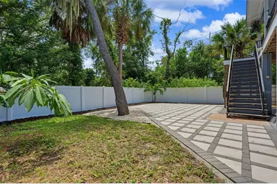 170 E Spruce Street, Tarpon Springs, FL 34689 - Photo 29