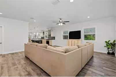 170 E Spruce Street, Tarpon Springs, FL 34689 - Photo 15
