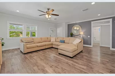 170 E Spruce Street, Tarpon Springs, FL 34689 - Photo 17