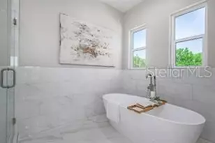 3844 Seena Mnr Ct, Tampa, FL 33618 - Photo 19