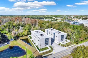 3844 Seena Mnr Ct, Tampa, FL 33618 - Photo 1