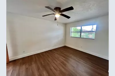 4614 E Seneca Avenue, Tampa, FL 33617 - Photo 17