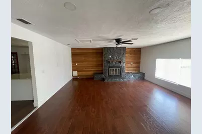 4614 E Seneca Avenue, Tampa, FL 33617 - Photo 15