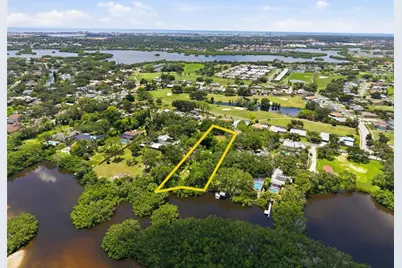 6495 Burning Tree Drive, Seminole, FL 33777 - Photo 1