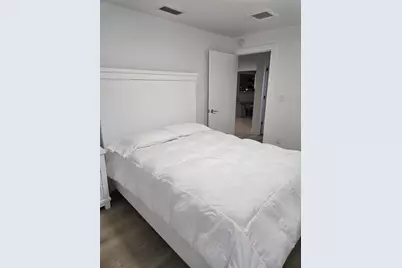 3850 46th Avenue S, Saint Petersburg, FL 33711 - Photo 25