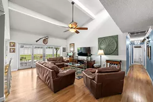 3303 El Amador Ct, Tampa, FL 33614 - Photo 17