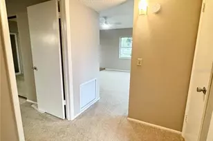 2402 Ecuadorian Way, Clearwater, FL 33763 - Photo 23