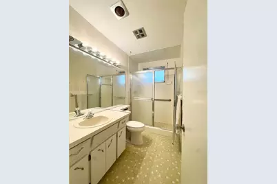 2402 Ecuadorian Way #40, Clearwater, FL 33763 - Photo 17