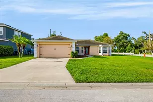 8810 Pebblebrooke Dr, Lakeland, FL 33810 - Photo 1