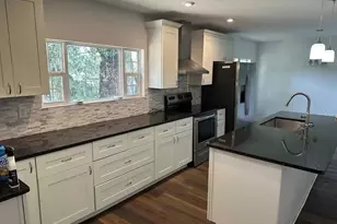 5301 Royal Oak Dr, Tampa, FL 33610 - Photo 9