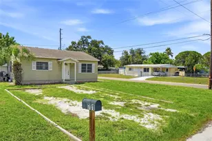 701 59th St S, Gulfport, FL 33707 - Photo 23