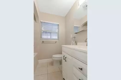 311 N Gomez Avenue, Tampa, FL 33609 - Photo 25