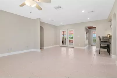 311 N Gomez Avenue, Tampa, FL 33609 - Photo 9