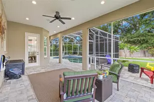 930 Southern Pine Ct NE, Saint Petersburg, FL 33703 - Photo 31