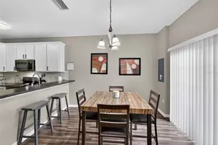 2052 Greenwood Valley Dr, Plant City, FL 33563 - Photo 21