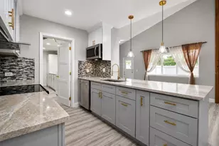 6745 Ralston Beach Cir, Tampa, FL 33614 - Photo 3
