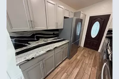 4394 Pompano Drive SE, Saint Petersburg, FL 33705 - Photo 11