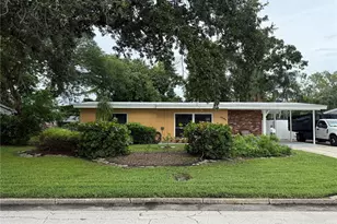 4394 Pompano Dr SE, Saint Petersburg, FL 33705 - Photo 3