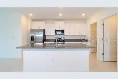 11142 Radiant Shore Loop, San Antonio, FL 33576 - Photo 9