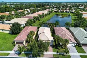 15847 Cobble Mill Dr, Wimauma, FL 33598 - Photo 5