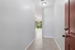 11023 Winter Crest Dr, Riverview, FL 33569 - Photo 5
