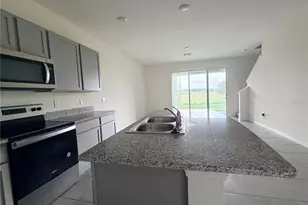 34260 Redwood Dawn Ln, Wesley Chapel, FL 33543 - Photo 11