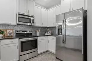 13105 Canopy Creek Dr, Tampa, FL 33625 - Photo 17