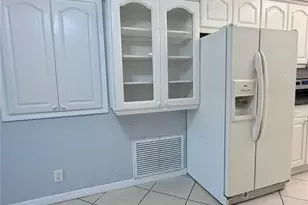 4320 Yardley Ave N, Saint Petersburg, FL 33713 - Photo 19