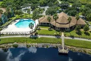 9080 Lake Chase Island Way, Tampa, FL 33626 - Photo 9