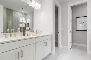 12751 Dockyard Trl, Palmetto, FL 34221 - Photo 5