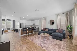 2126 W Spruce St, Tampa, FL 33607 - Photo 5