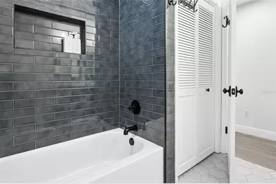 1046 Sylvia Lane, Tampa, FL 33613 - Photo 13