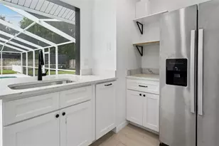 1046 Sylvia Ln, Tampa, FL 33613 - Photo 21