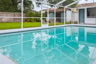 1046 Sylvia Ln, Tampa, FL 33613 - Photo 25