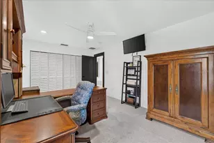 2862 Shady Oak Ct, Clearwater, FL 33761 - Photo 33