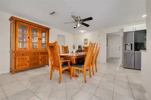 8960 140th St, Seminole, FL 33776 - Photo 11