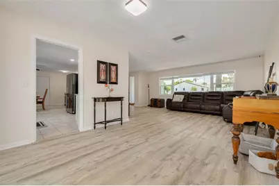 8960 140th Street, Seminole, FL 33776 - Photo 7