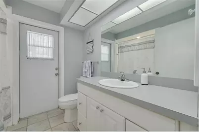 8960 140th Street, Seminole, FL 33776 - Photo 17