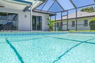8960 140th St, Seminole, FL 33776 - Photo 31