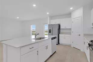 13118 Empress Jewel Trl, Parrish, FL 34219 - Photo 11